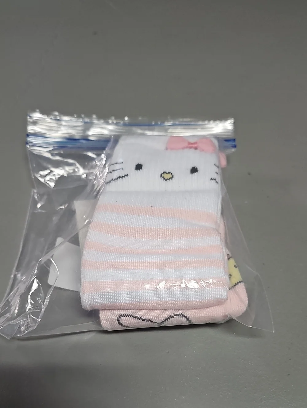 Sanrio NWT Hello Kitty and Friends Crew Socks 2-Pack Cartoon  Kawaii Y2K Pink
